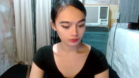 Snapshot of urasianhotrhianxxx chatting on December 2024 06:17:01 PM Rina online show from December 2024 06:17:01 PM