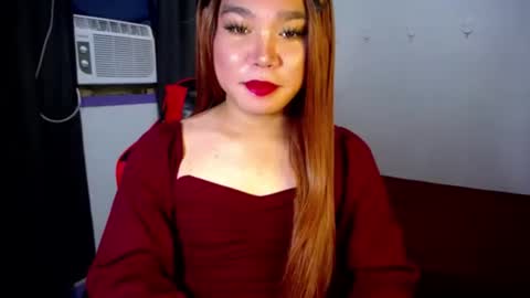 KENDRA online show from February 2025 10:31:02 PM