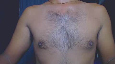 Snapshot of urasianversahunkxx chatting on December 2024 11:09:02 PM johnzen online show from December 2024 11:09:02 PM