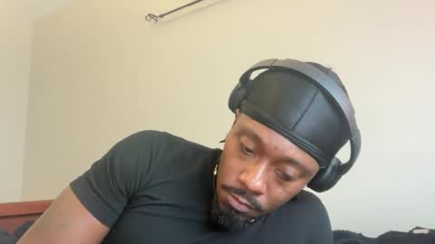 Snapshot of urbandick5 chatting on October 2025 07:13:02 PM urbandick5 online show from October 2025 07:13:02 PM