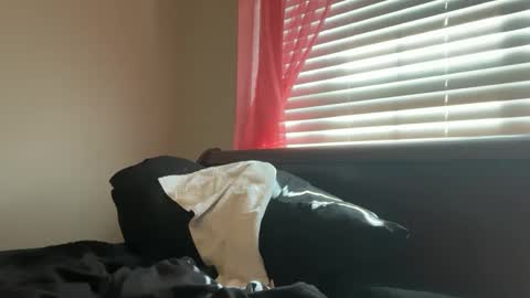 Snapshot of urbandick5 chatting on October 2025 05:40:02 PM urbandick5 online show from October 2025 05:40:02 PM