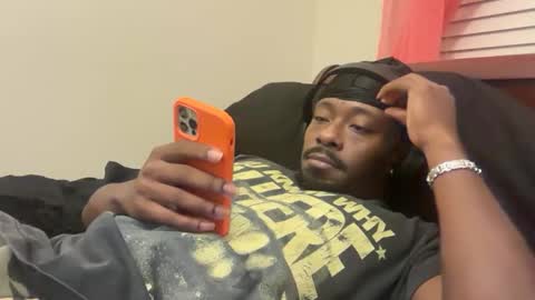 Snapshot of urbandick5 chatting on October 2025 01:07:02 AM urbandick5 online show from October 2025 01:07:02 AM