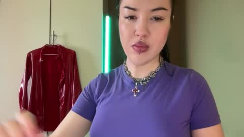 Margo online show from October 2025 07:18:02 AM