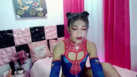 Snapshot of urfantasy_sweetxcali69 chatting on October 2025 11:27:01 PM cali online show from October 2025 11:27:01 PM