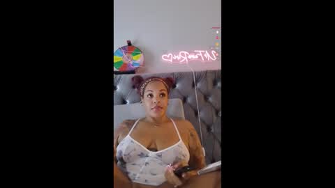 urfaveriri online show from October 2025 09:34:02 AM