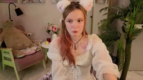 Emma online show from September 2025 03:44:01 AM