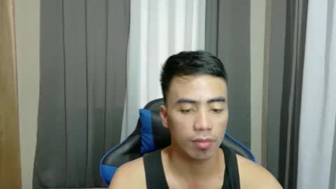urguy_francis online show from February 2025 08:33:01 AM