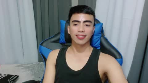 urguy_francis online show from February 2025 07:09:01 PM