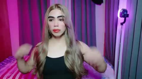 urguy_francis online show from September 2025 12:51:02 PM
