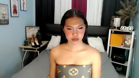 zoey noir online show from January 2025 07:21:02 PM