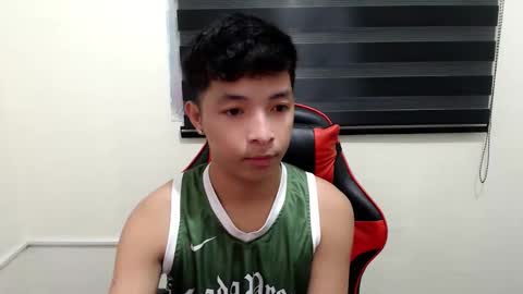 Ethan online show from November 2025 05:42:01 AM