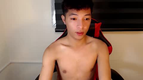 Ethan online show from November 2025 03:22:01 PM