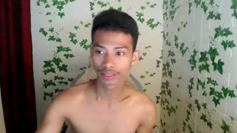 Snapshot of urhotfuckingass chatting on December 2024 02:09:02 AM richard online show from December 2024 02:09:02 AM