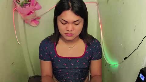 Snapshot of urhottie_bella chatting on October 2025 06:25:01 AM urhottie_bella online show from October 2025 06:25:01 AM