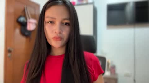 Amira online show from September 2025 01:10:01 AM