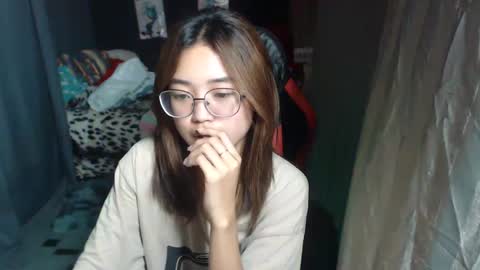 urlovelychinita online show from February 2025 06:44:01 PM