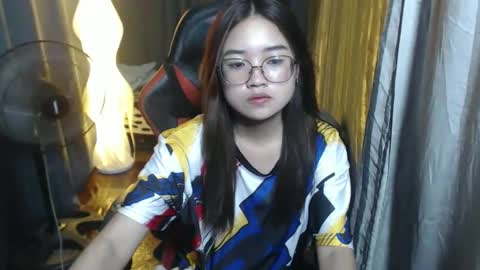 urlovelychinita online show from November 2025 12:31:02 PM