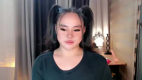 Snapshot of urnaughty_ceciliaxxx chatting on October 2025 12:30:01 AM cecilia online show from October 2025 12:30:01 AM