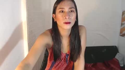 Navea online show from February 2025 10:28:02 AM