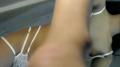 Navea online show from March 2025 08:31:01 PM