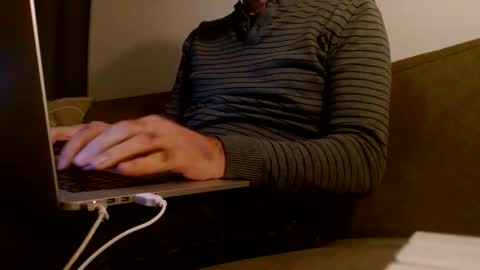 Dutchsoftie online show from January 2025 06:02:01 PM