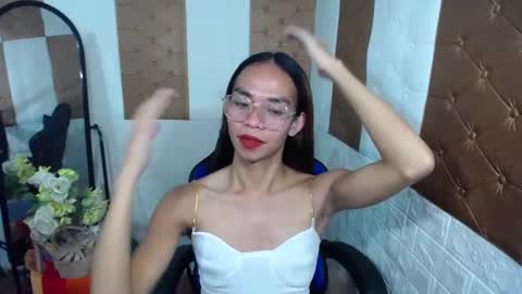 urpinay_cassy online show from December 2024 08:05:02 PM