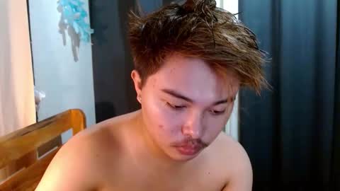 urpinoyjohnx online show from October 2025 01:11:01 PM