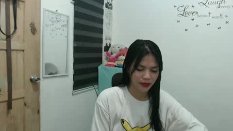 hi im kim online show from February 2025 10:42:02 AM