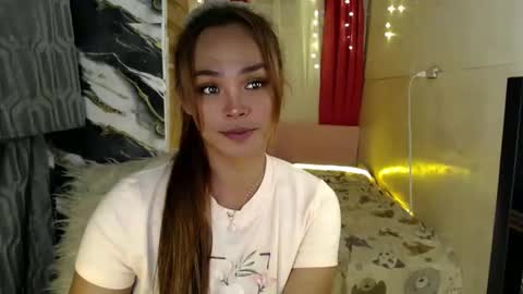 TYRA online show from December 2024 01:56:01 PM