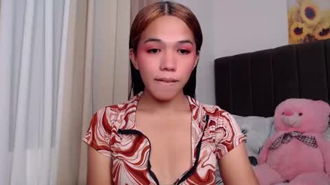 CHESCA online show from December 2024 09:01:01 AM