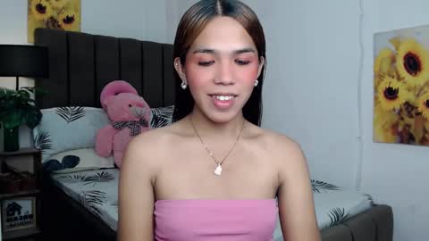 CHESCA online show from February 2025 03:52:01 PM