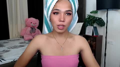 CHESCA online show from February 2025 09:42:01 AM