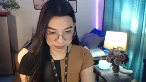 Ashley Kate Mateo Gray online show from December 2024 02:15:01 PM