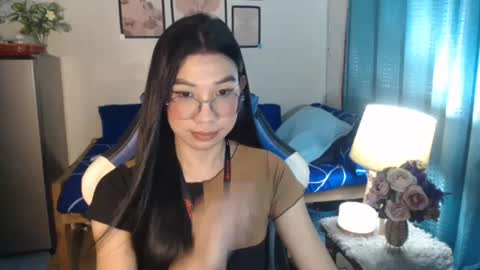 Ashley Kate Mateo Gray online show from January 2025 01:19:02 PM