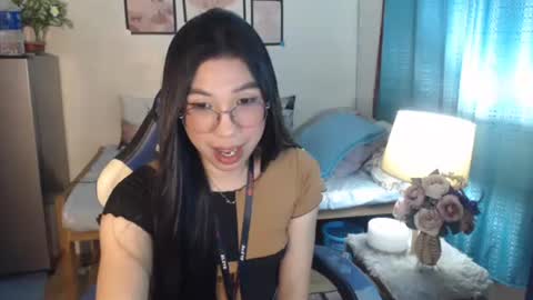Ashley Kate Mateo Gray online show from February 2025 02:12:01 PM