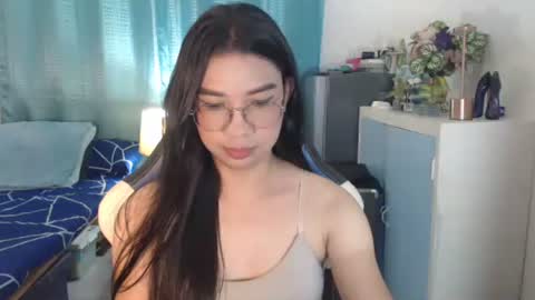 Snapshot of urwetasianprincessxx chatting on October 2025 12:13:02 PM Ashley Kate Mateo Gray online show from October 2025 12:13:02 PM