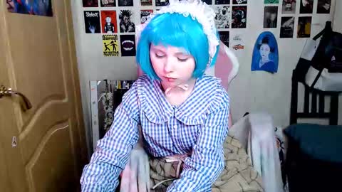 Usagi Blush online show from October 2025 02:06:01 AM