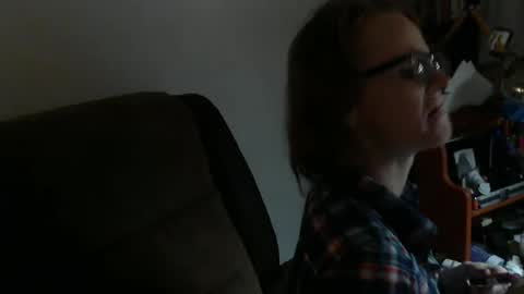 Snapshot of usmcmark63 chatting on February 2025 11:22:01 AM lookin for free fun online show from February 2025 11:22:01 AM