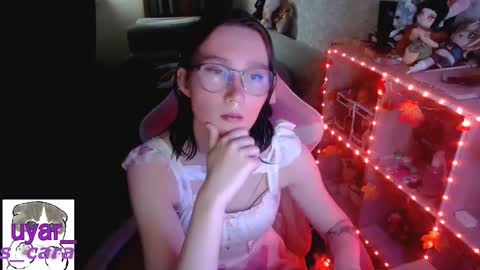 Snapshot of uyar_ chatting on October 2025 02:14:02 PM Cara online show from October 2025 02:14:02 PM