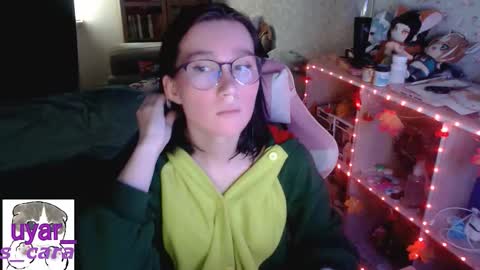 Snapshot of uyar_ chatting on October 2025 11:09:02 AM Cara online show from October 2025 11:09:02 AM