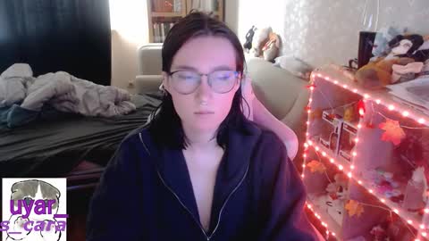 Snapshot of uyar_ chatting on October 2025 11:33:01 AM Cara online show from October 2025 11:33:01 AM