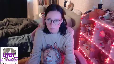 Snapshot of uyar_ chatting on October 2025 11:51:02 AM Cara online show from October 2025 11:51:02 AM