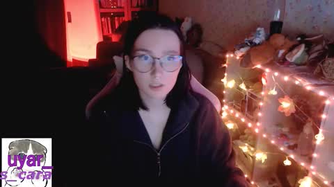 Snapshot of uyar_ chatting on October 2025 06:03:02 PM Cara online show from October 2025 06:03:02 PM