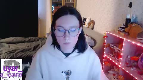 Snapshot of uyar_ chatting on November 2025 12:38:02 PM Cara online show from November 2025 12:38:02 PM