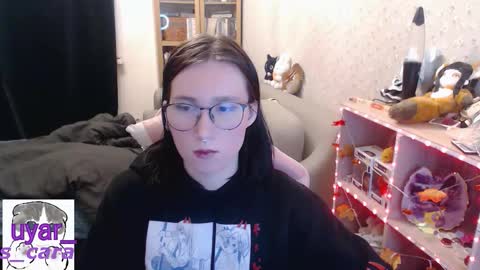 Snapshot of uyar_ chatting on November 2025 01:43:01 PM Cara online show from November 2025 01:43:01 PM