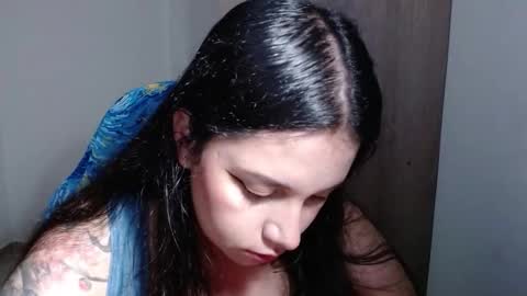 Vennus online show from October 2025 07:00:02 AM