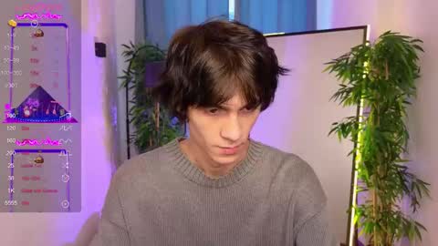 Snapshot of va1ora chatting on September 2025 12:10:02 PM Valora online show from September 2025 12:10:02 PM