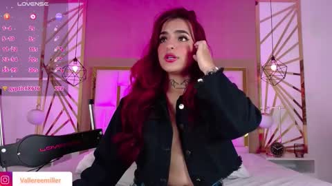 Snapshot of vaaleriee_miller_ chatting on October 2025 05:46:01 PM valeriee miller online show from October 2025 05:46:01 PM