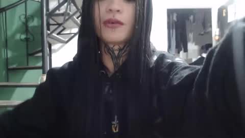 Snapshot of vaiolet_miss chatting on October 2025 05:30:01 AM vaiolet online show from October 2025 05:30:01 AM