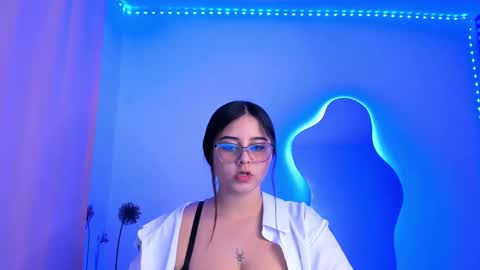 Valeria online show from September 2025 11:54:01 PM